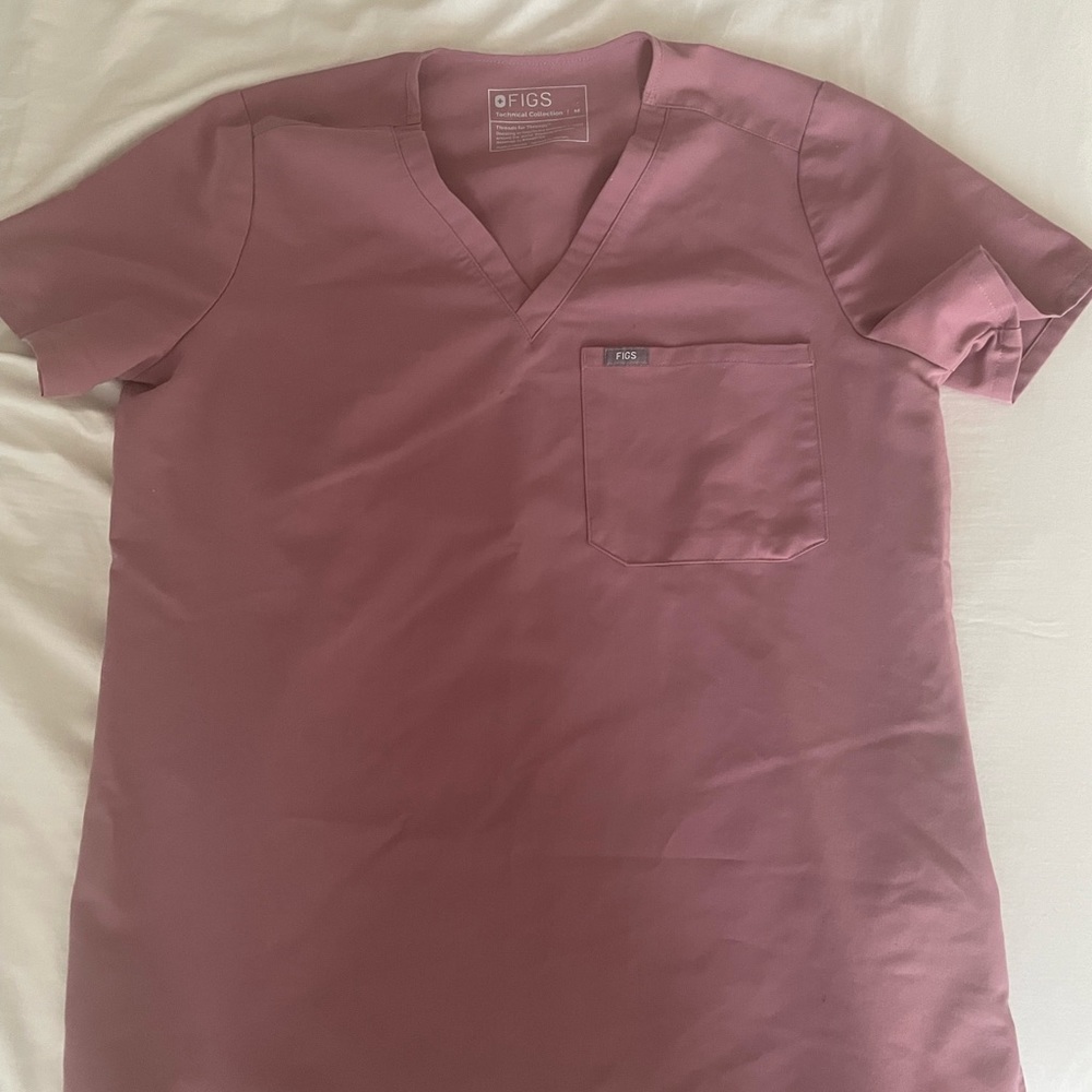 Figs Scrub Top